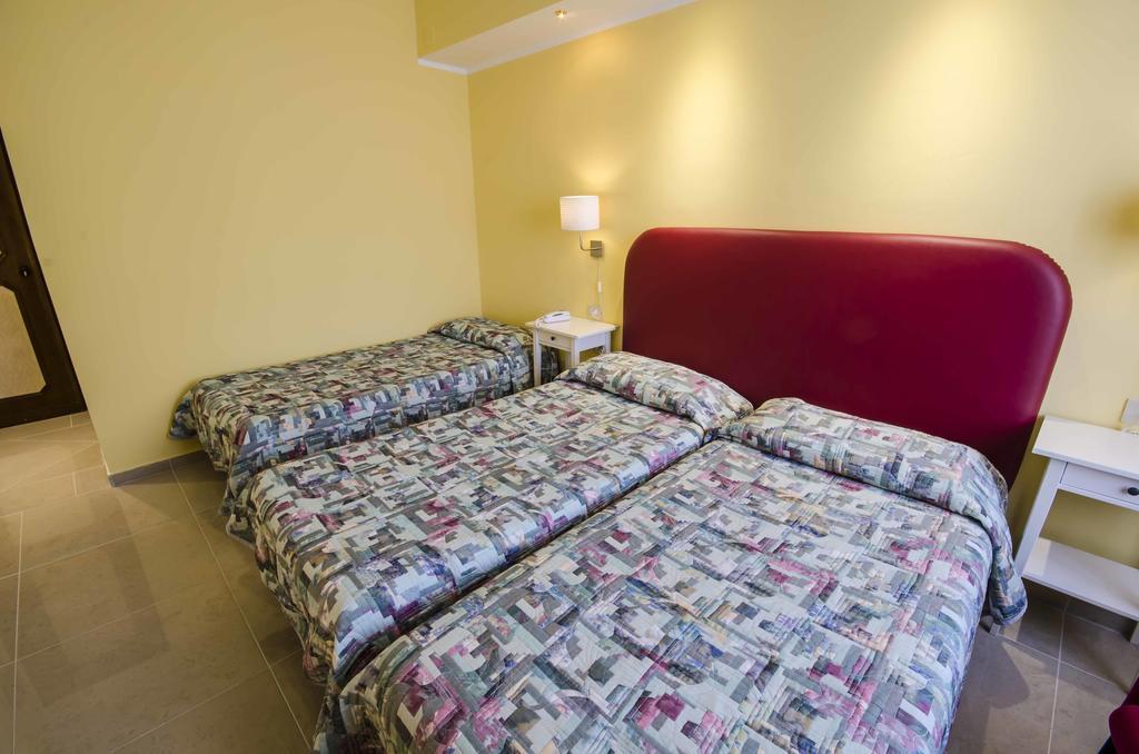 Tarconte Hotel 3*